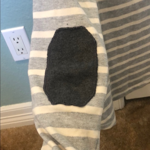 Gap Gray Striped Long Sleeve Shirt/Sweater - Picture 3 of 5